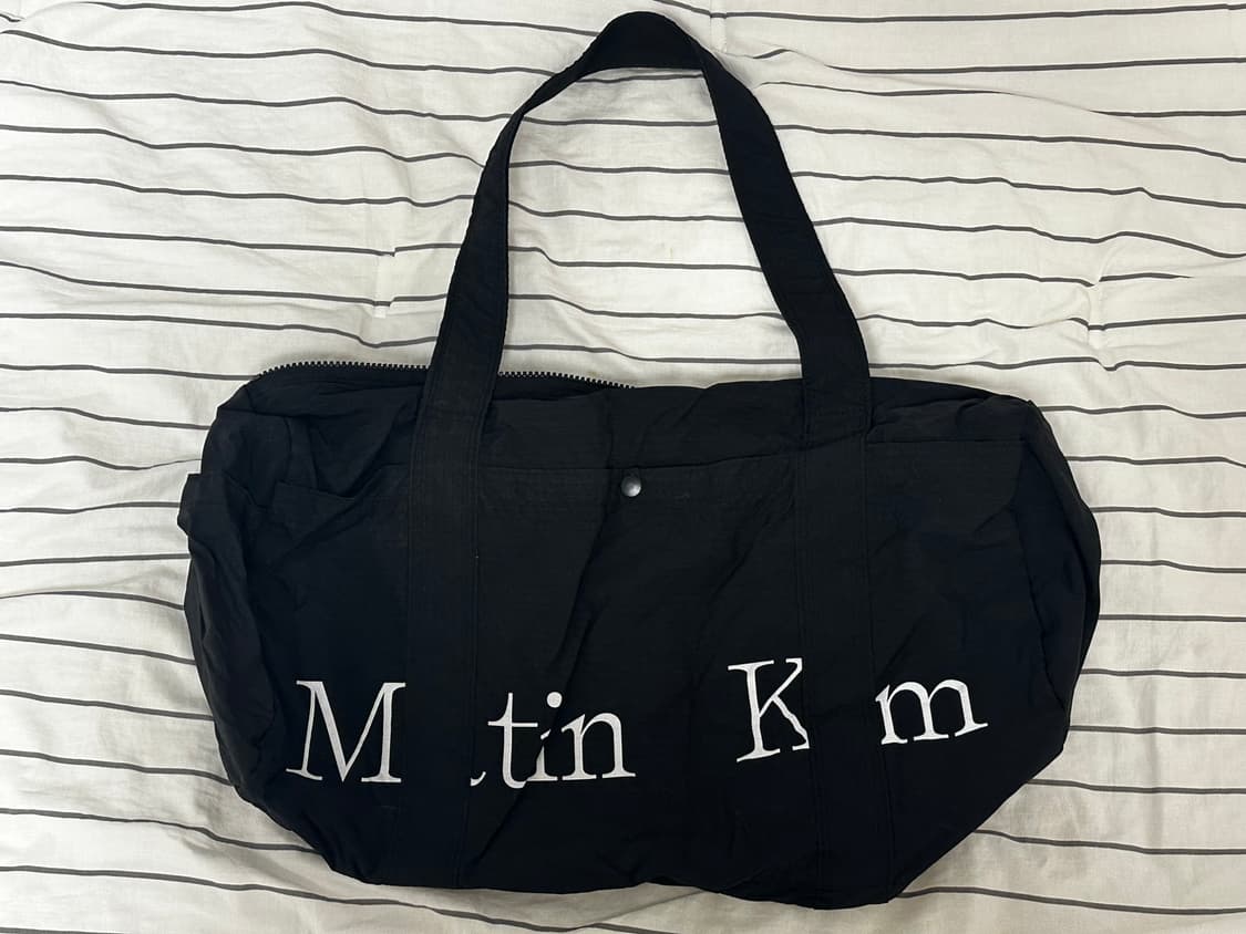 마뗑킴 나일론 빅로고 스포티 더플백 상품이미지1