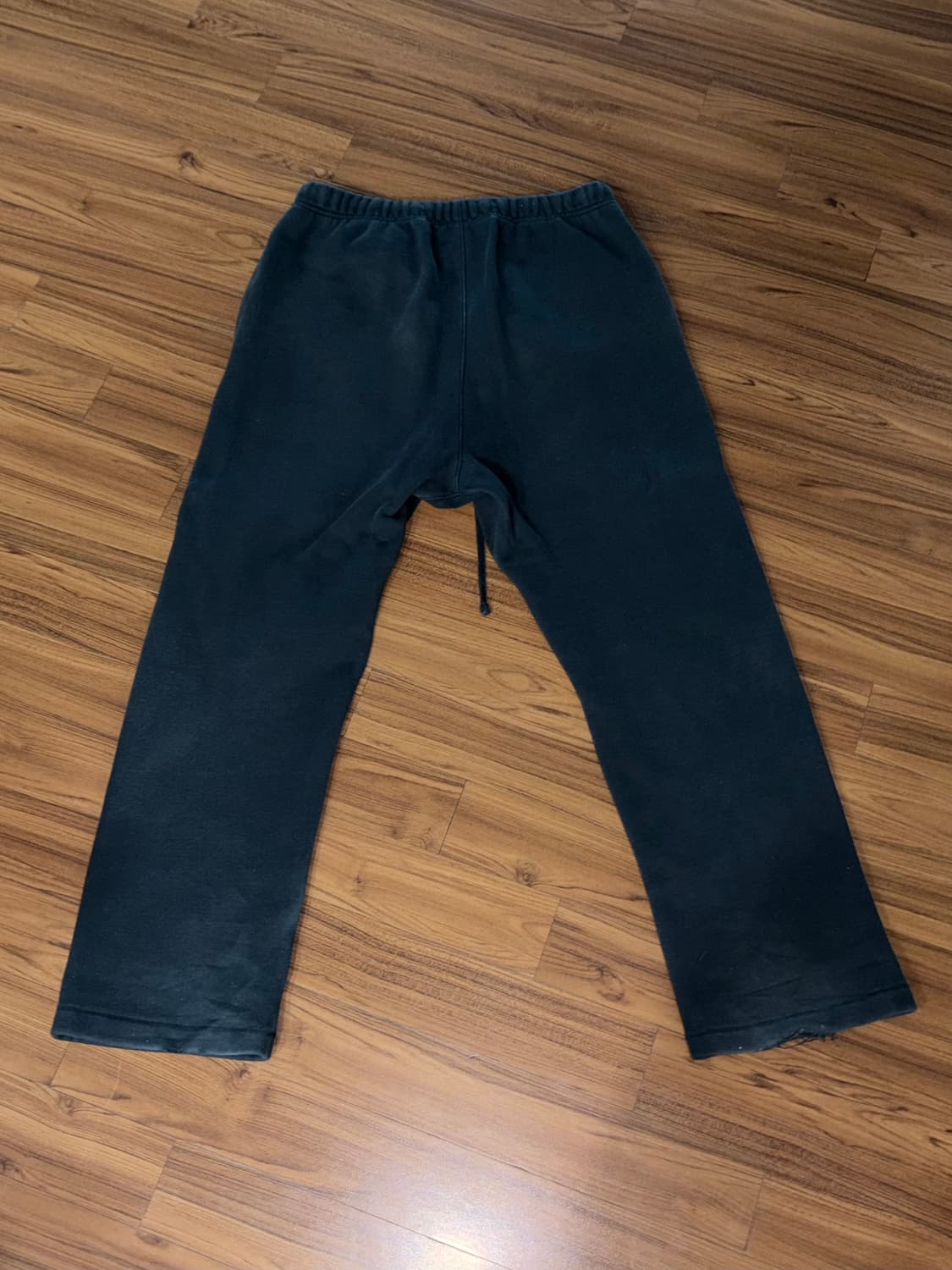 에센셜 스웨트팬츠 블랙 M 상품이미지2