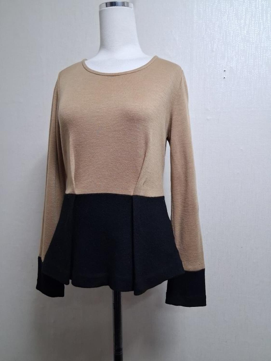 꾸레쥬 순모긴팔티 66
원산지 중국제조 꾸레쥬 정품
소재 순모100%면티 상품이미지1