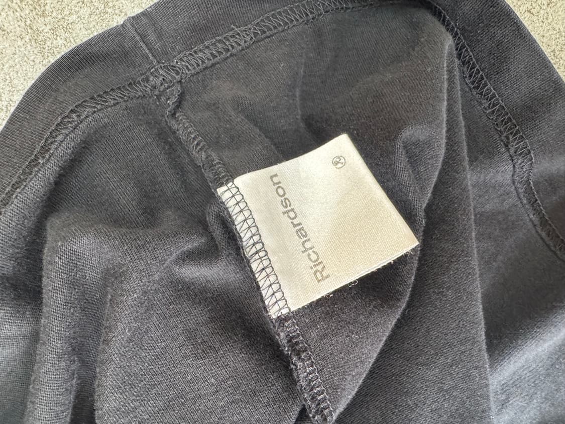 리차드슨 trashy 반팔 판매합니다. 상품이미지4