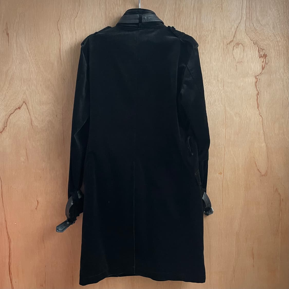 토네이도마트 벨벳 코트 상품이미지5