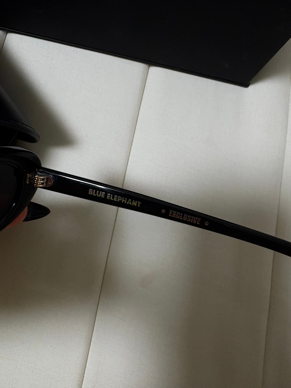 블루엘리펀트 becca black 상품이미지2