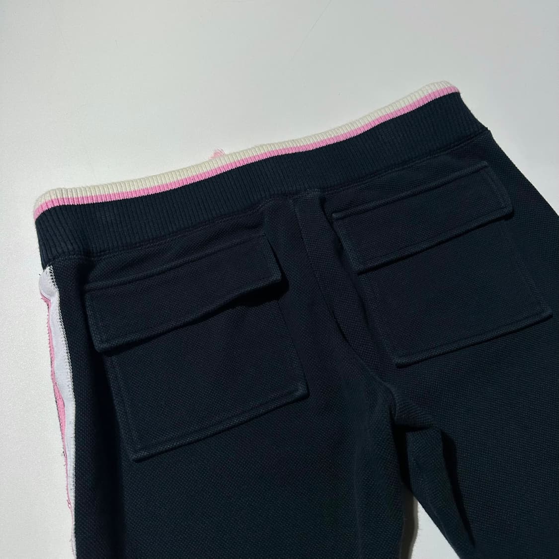 꾸레쥬 베이비 핑크 큐빅 로고 플레어 사이드라인 팬츠 상품이미지8
