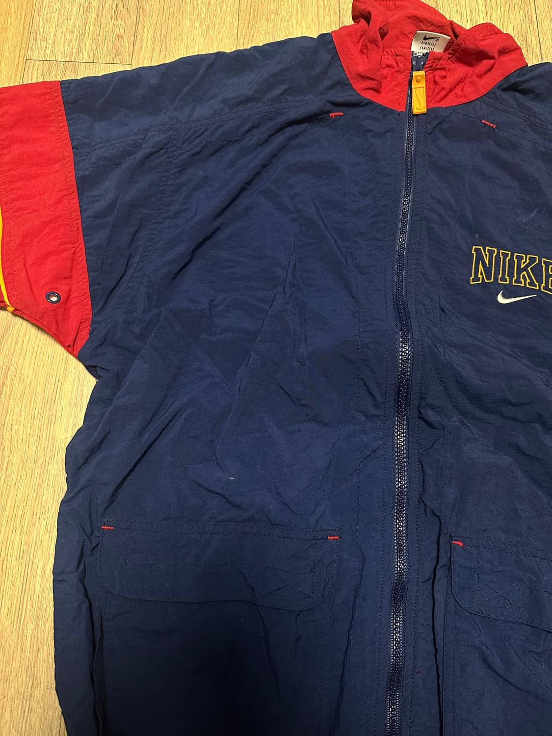 나이키 올드스쿨 빅스우시 바람막이 95-100 상품이미지3