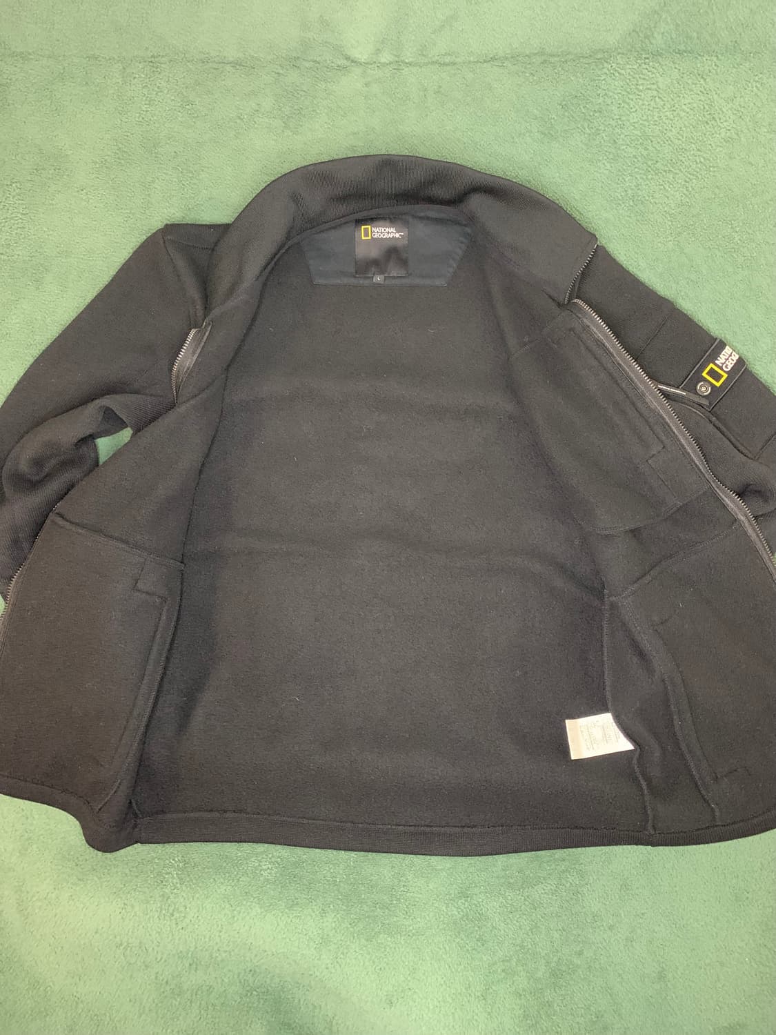 내셔널지오그래픽 블랙 니트 집업 자켓 상품이미지4