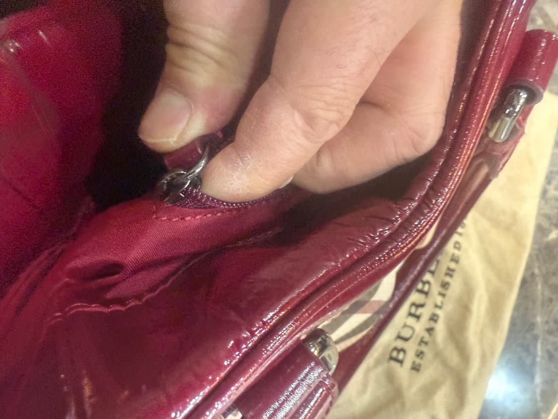 정품 버버리 체크 토트백 팝니다 상품이미지8