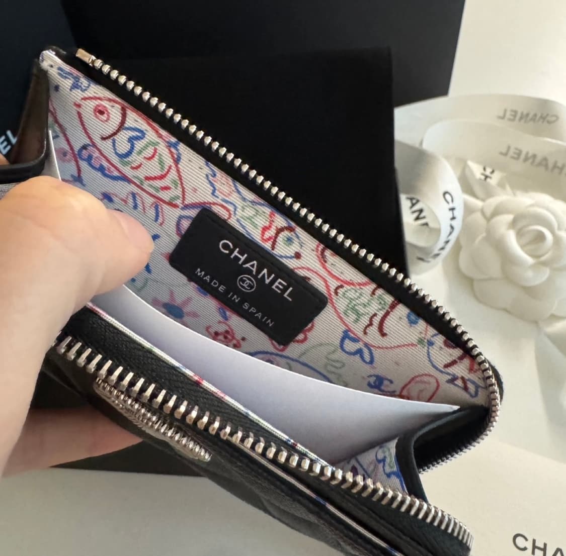 샤넬 24/25 신상 크루즈 컬렉션/ 새상품 지퍼 카드 홀더 지갑 상품이미지4