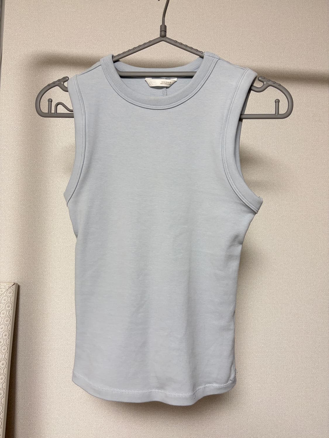 ZARA 슬리브리스 상품이미지1