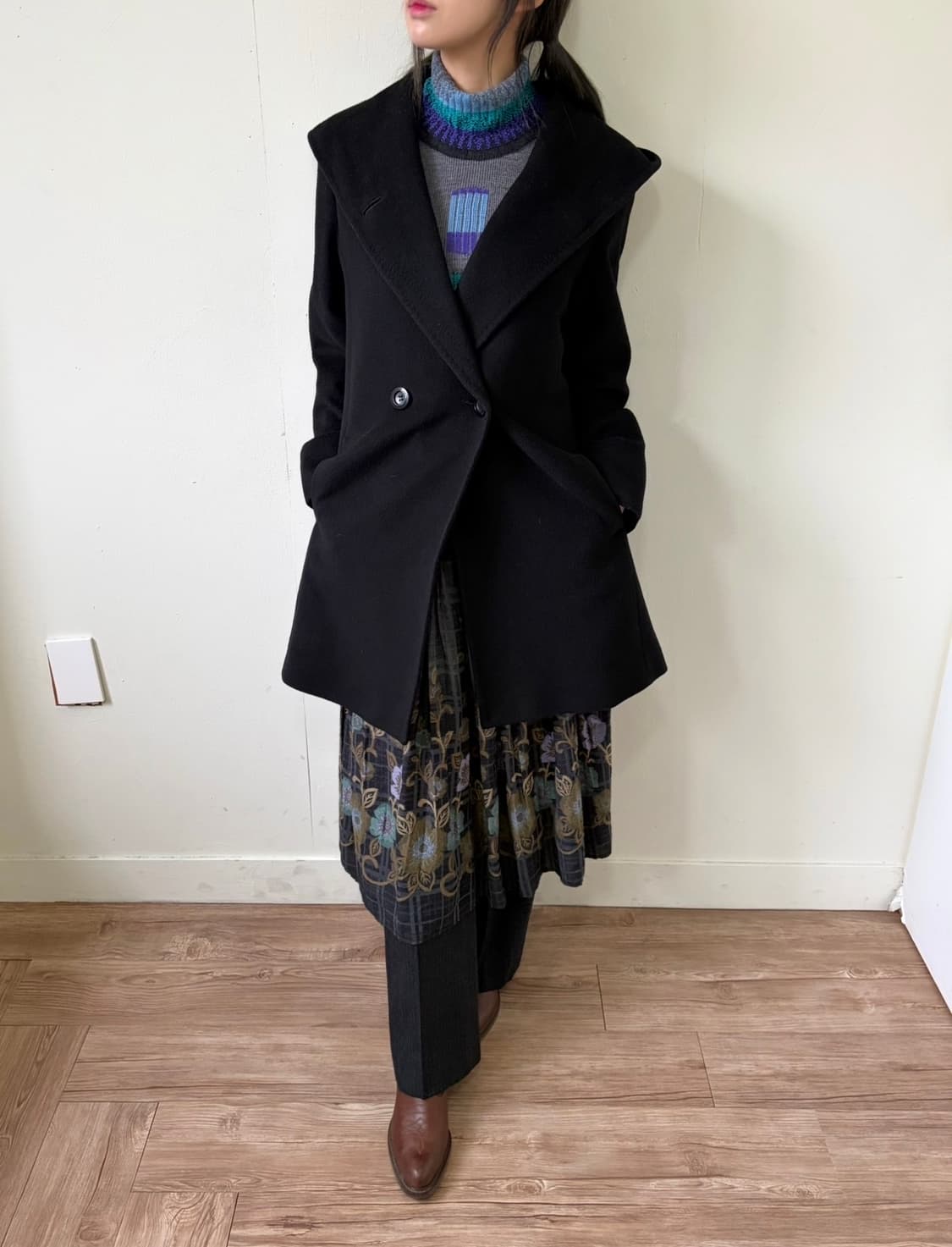 23 로로피아나 헤리티지 블랙 울 코트 상품이미지5