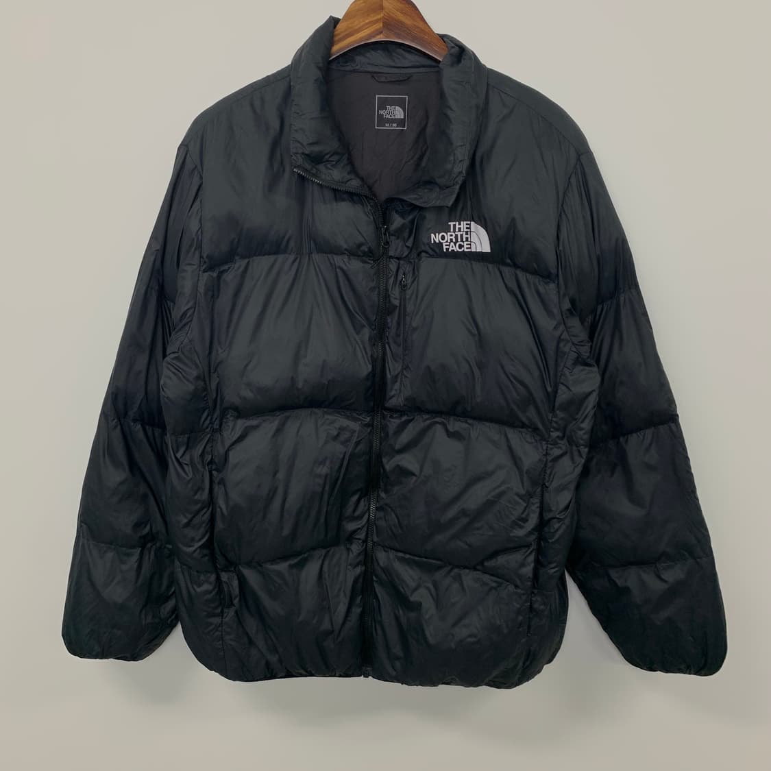 노스페이스 로고 블랙 패딩 상품이미지2