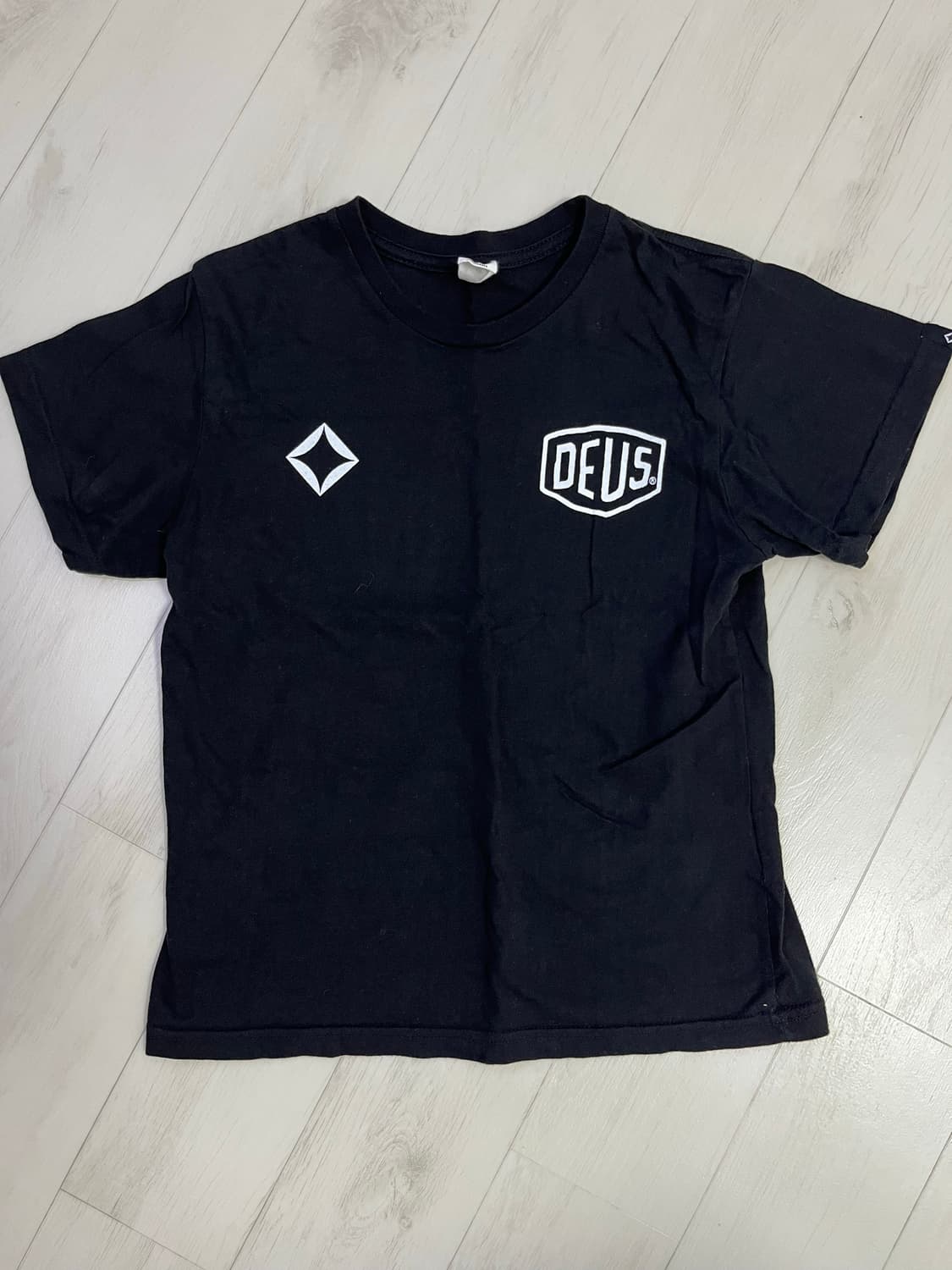 (W) Helinox x Deus Ex Machina T-Shirt  상품이미지2