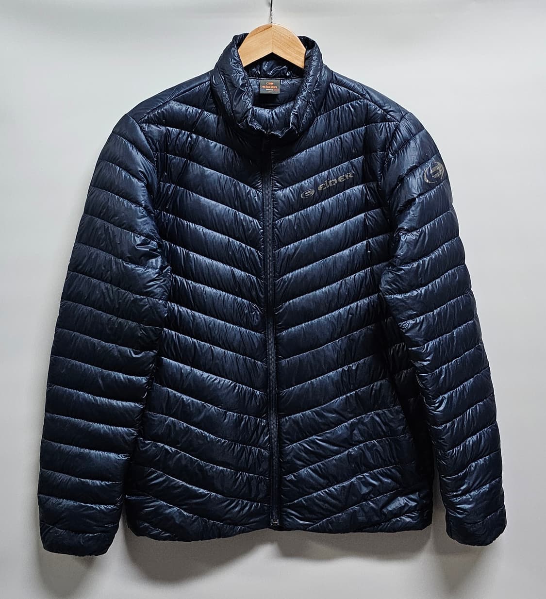 아이더 구스다운 경량패딩 M 상품이미지1