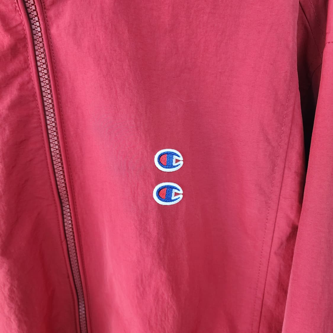 자라x챔피온 레드 바람막이 자켓 상품이미지2