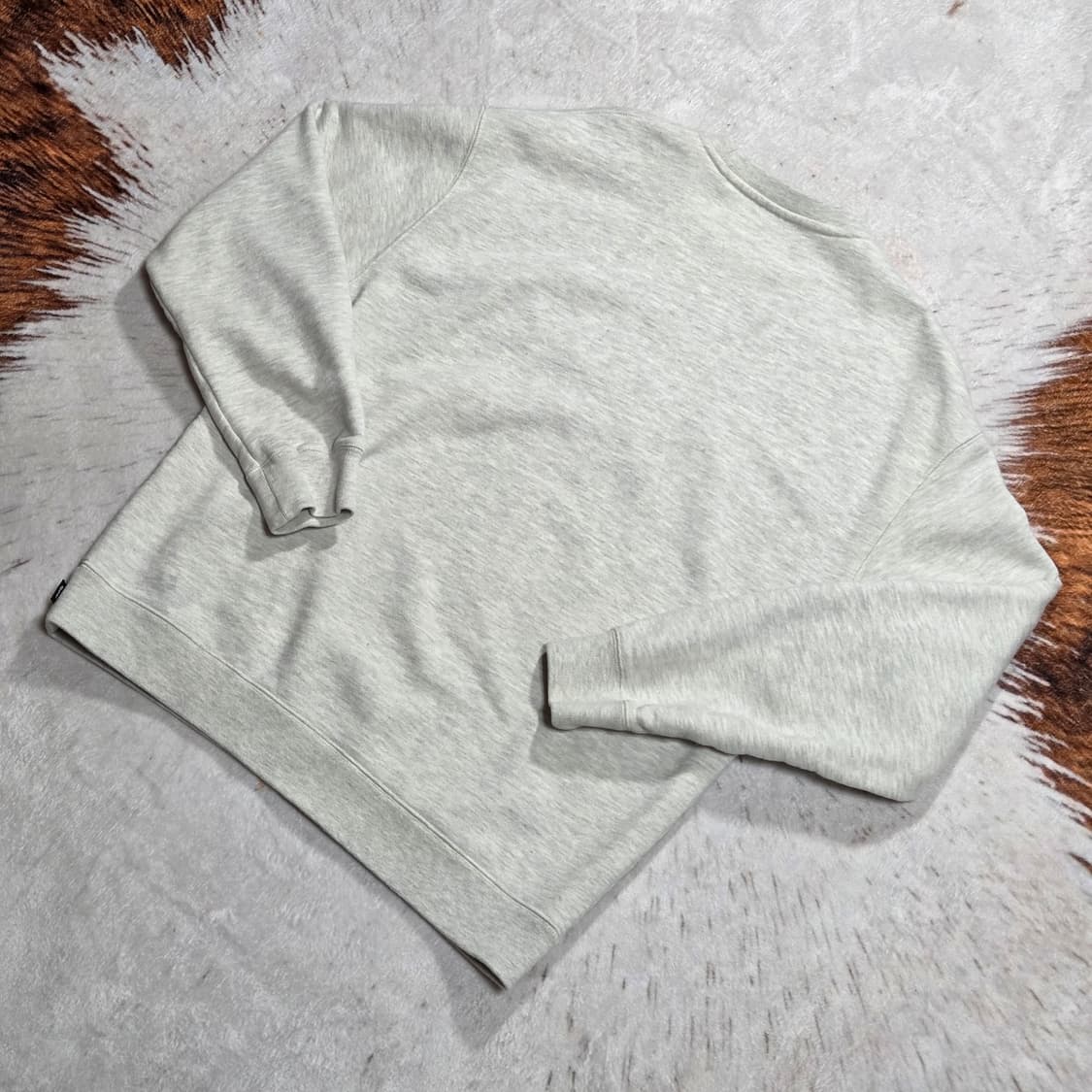 레터링 자수 패치 멜란지 코튼 맨투맨 상품이미지4