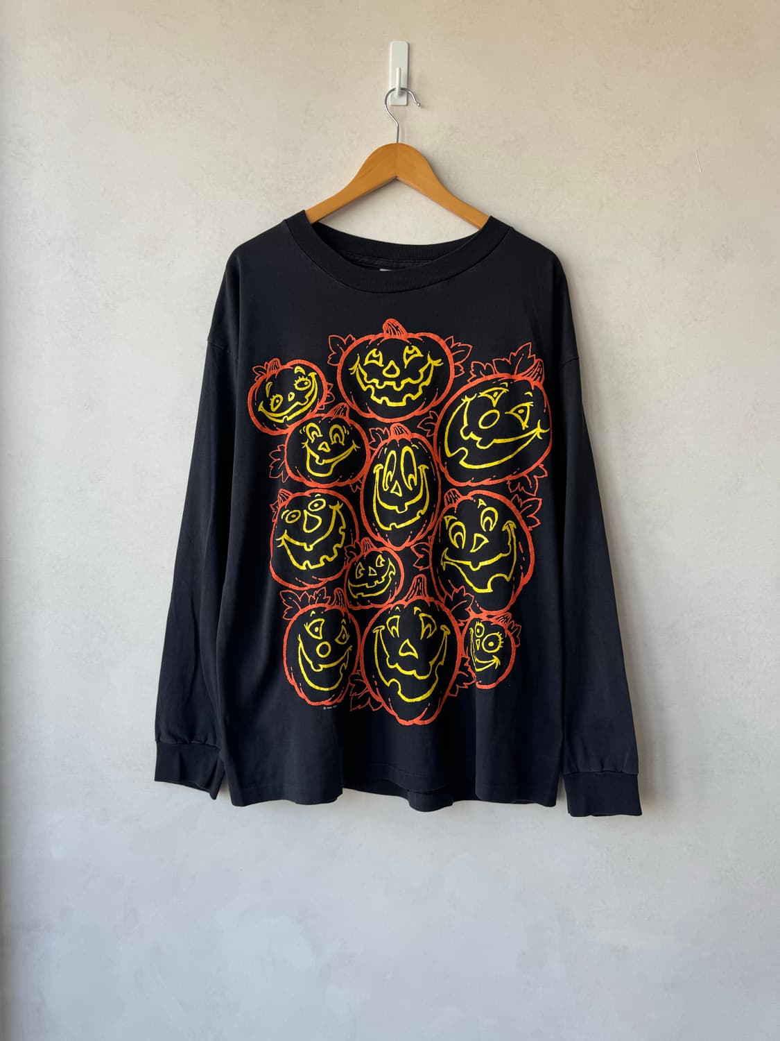 90s Halloween Pumpkin 롱슬리브 상품이미지1