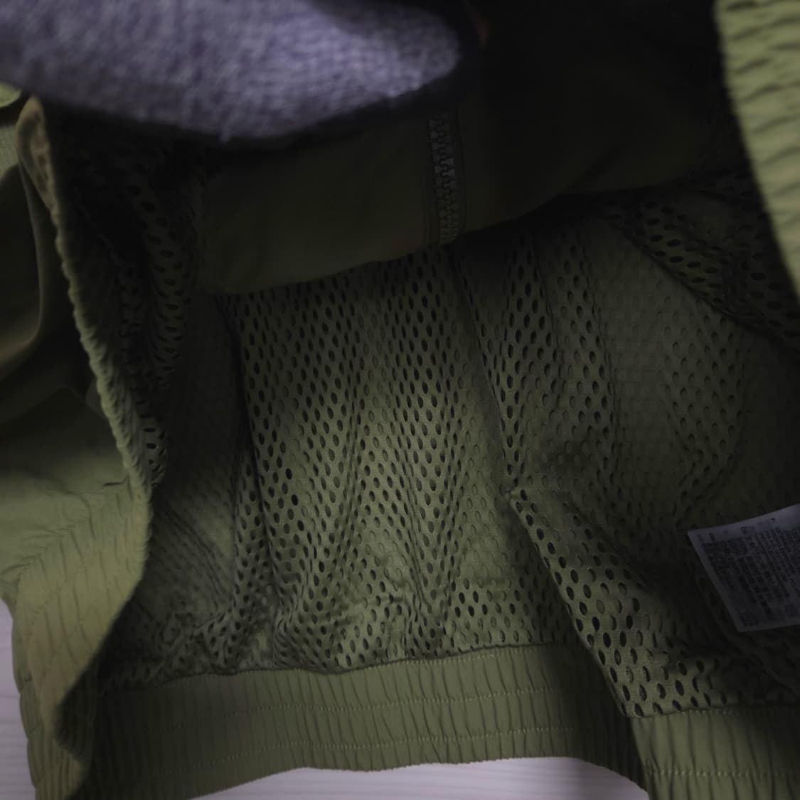 남 77 아디다스 (새상품) 카키 바람막이 점퍼 상품이미지6