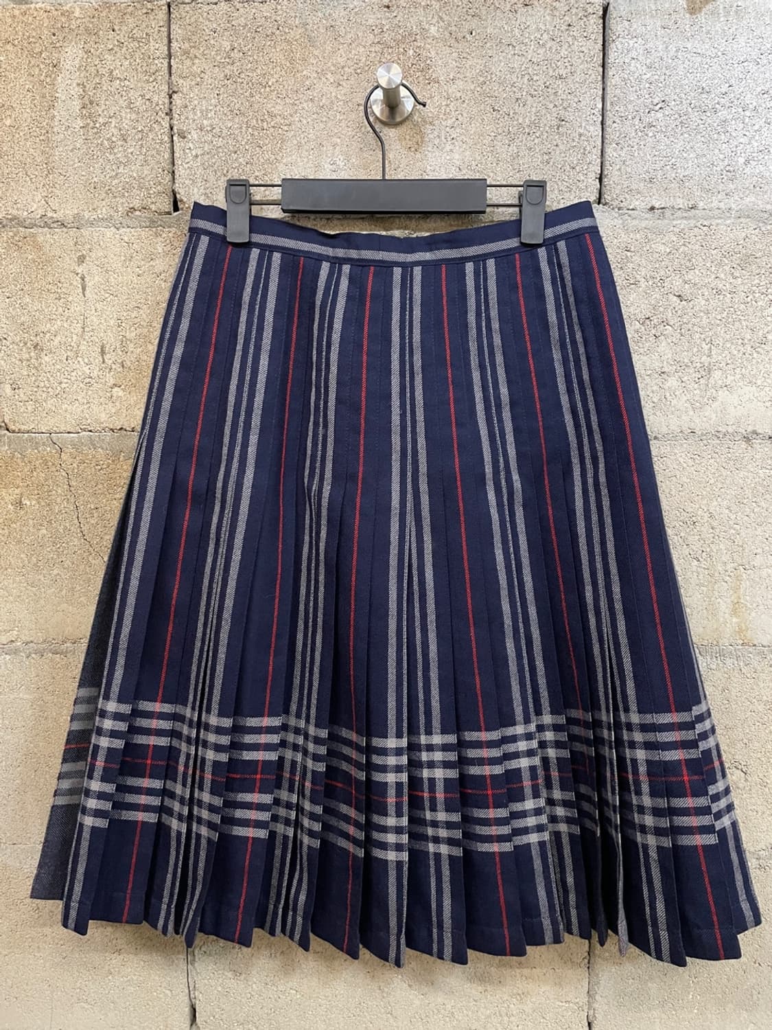 버버리 네이비 노바 체크 리버시블 스커트  상품이미지1