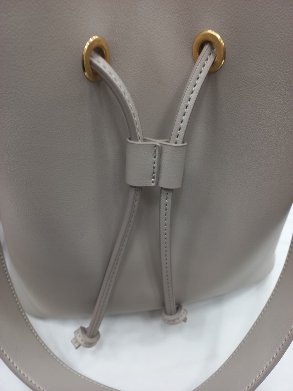 마르헨제이 애쉬그레이 버킷백 상품이미지8