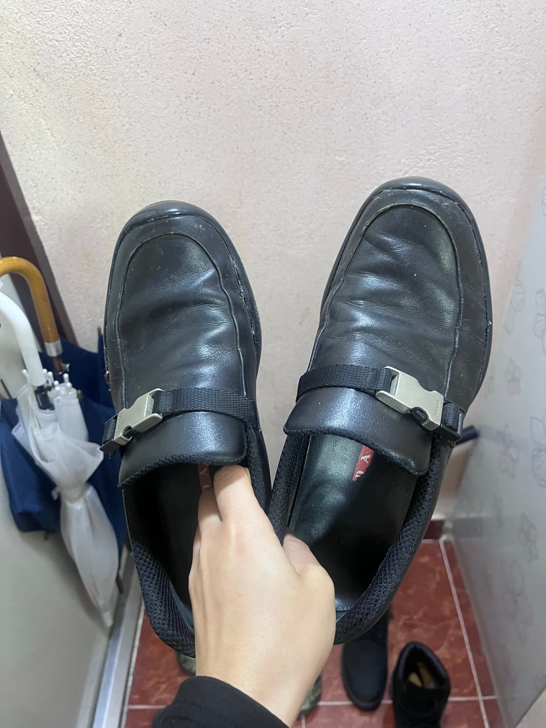 [265] 프라다 스포츠 버클 로퍼 상품이미지1