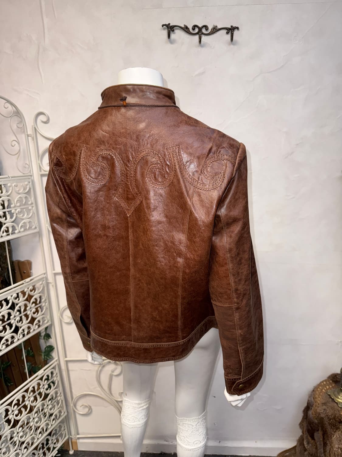 Aging brown lamb skin western zipup jk 상품이미지5