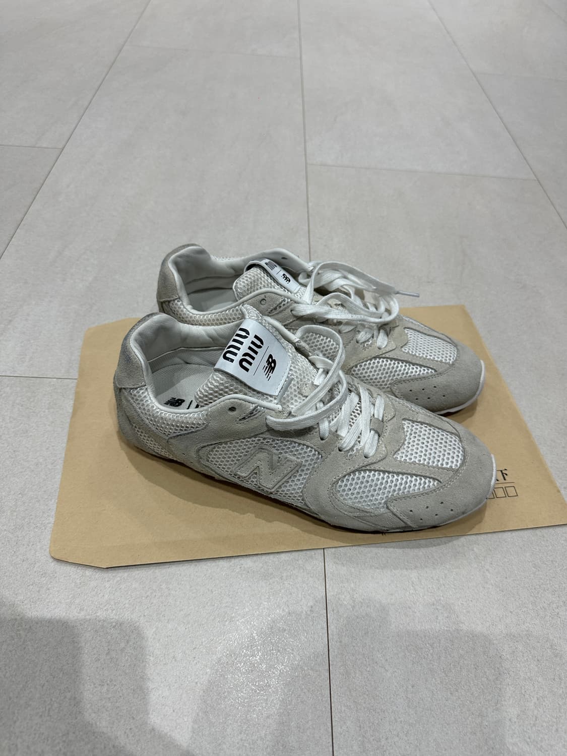 뉴발란스 미우미우 530 상품이미지2