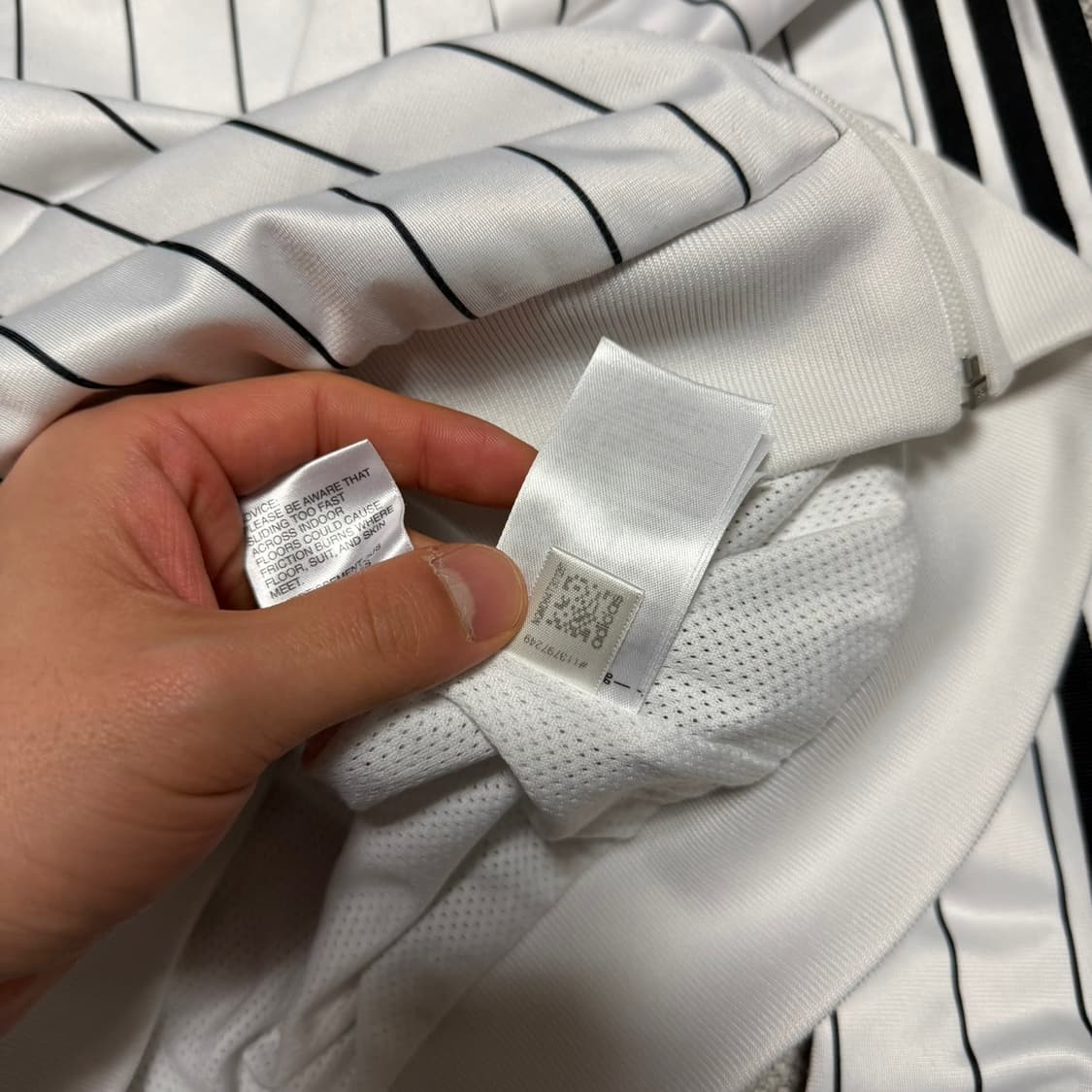 아디다스 빅로고 스트라이프 트랙탑 상품이미지6