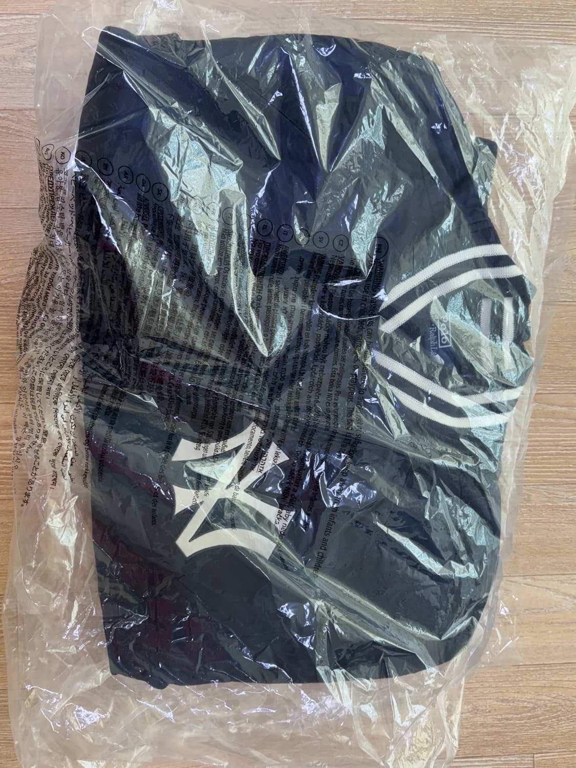 폴로 랄프로렌 뉴욕 양키스 25FW 새틴 바시티 자켓 L 상품이미지1