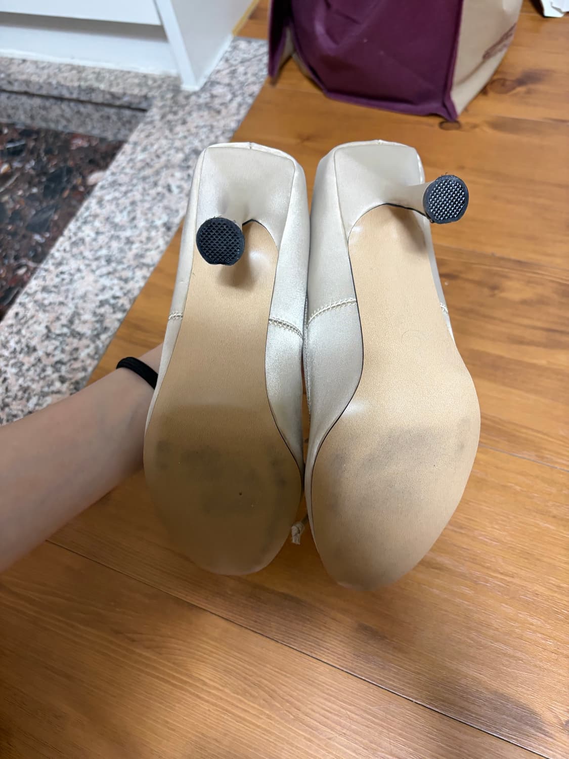 새틴 리본 펌프스힐 상품이미지3