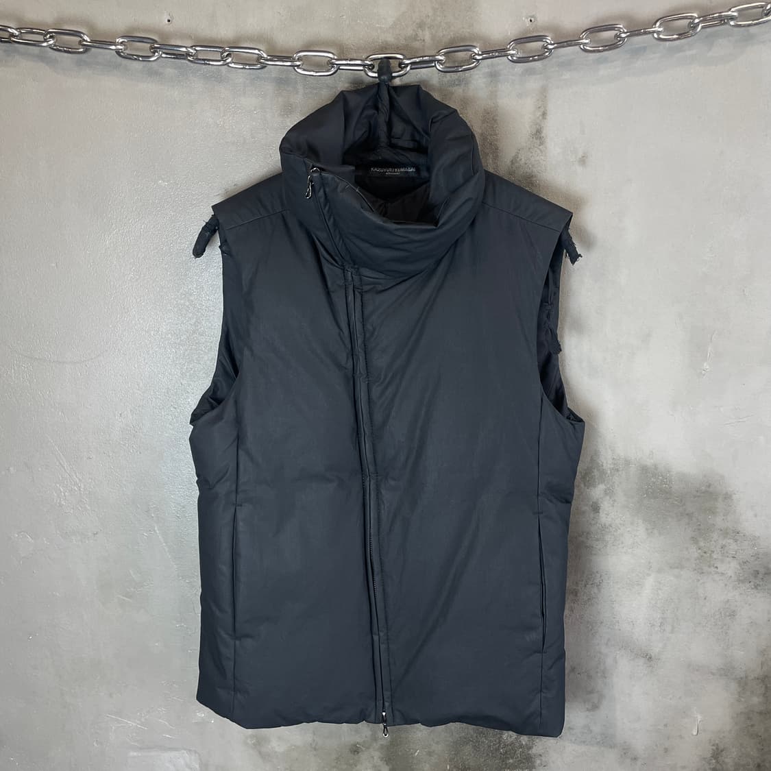 어태치먼트 코팅 코튼 패딩 베스트 상품이미지1