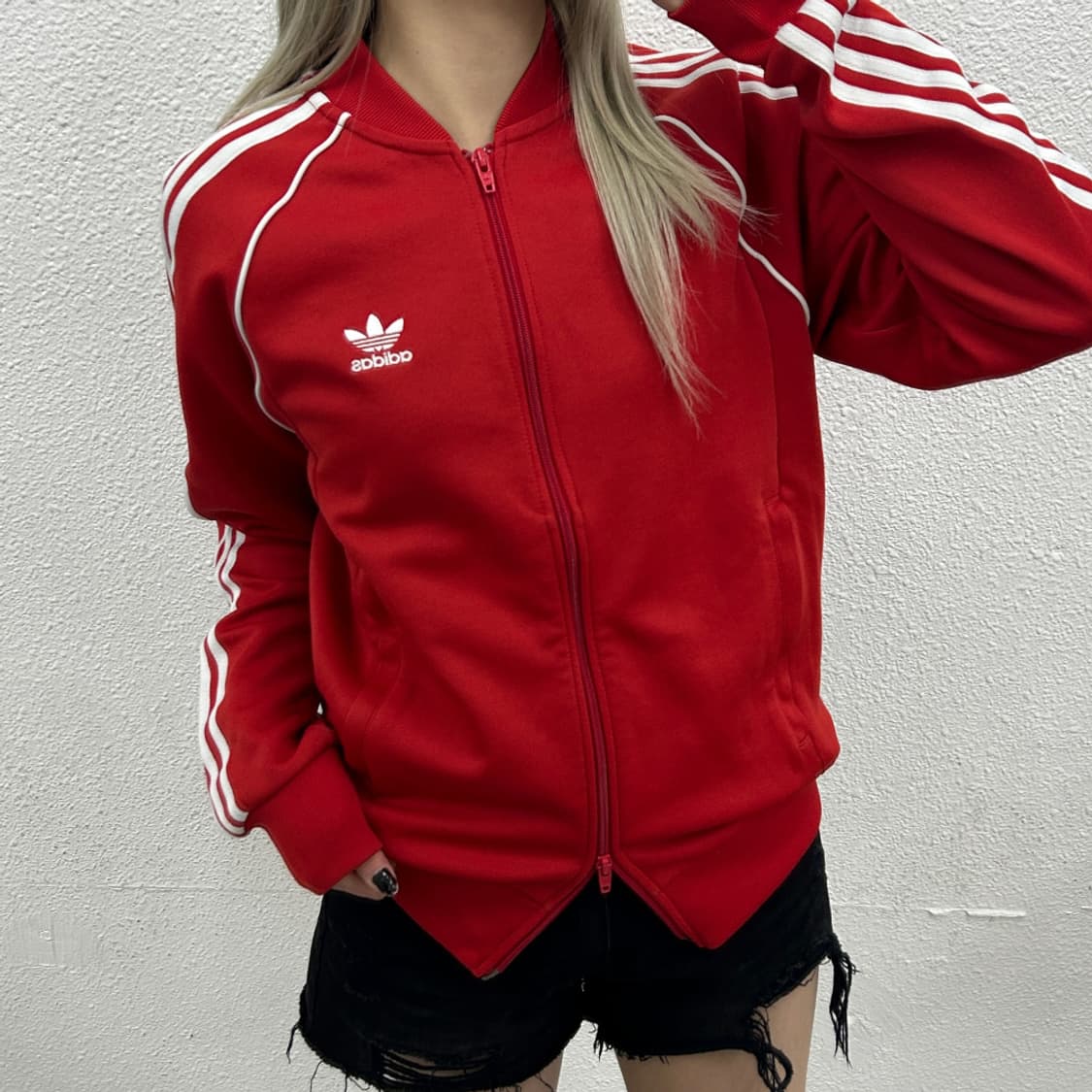 아디다스 화이트라인 레드 트랙탑 M 상품이미지1