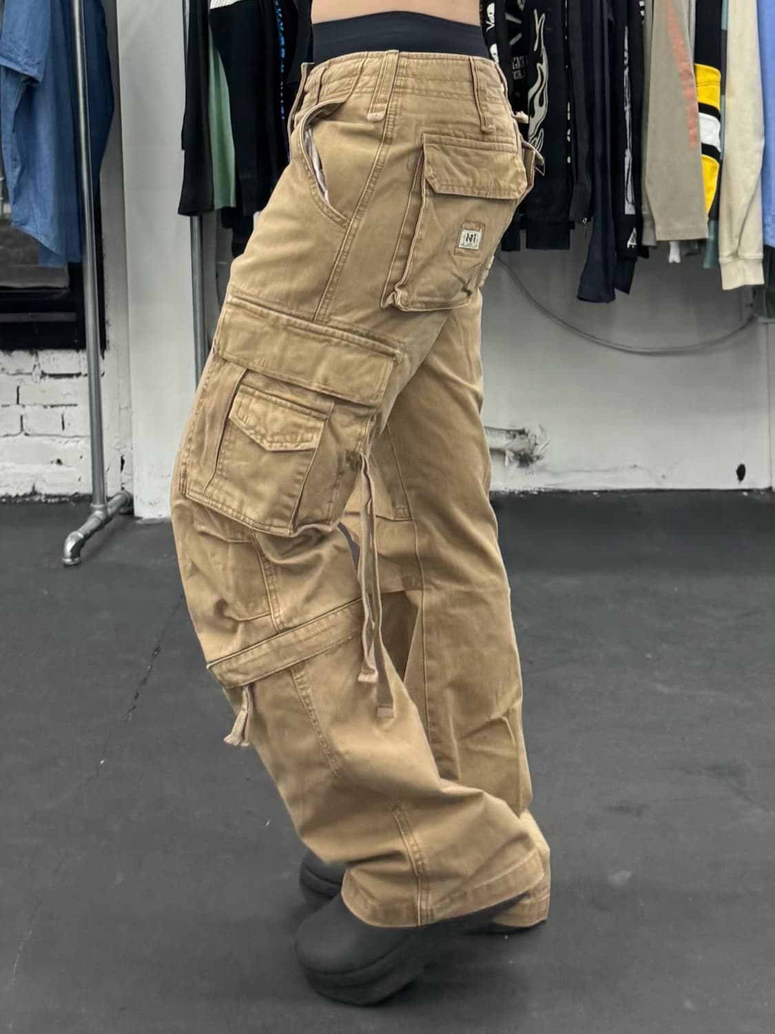 VTG 스트랩 디테일 멀티포켓 카고팬츠 상품이미지1