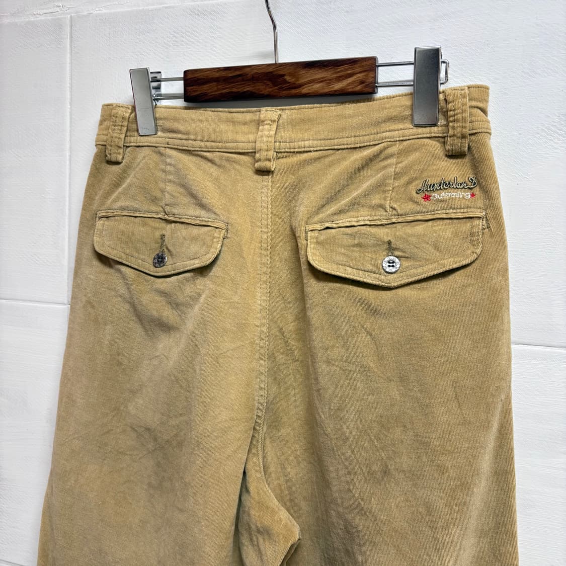 베이지 핀턱 코듀로이 테이퍼드핏 팬츠 (JPN) 상품이미지4