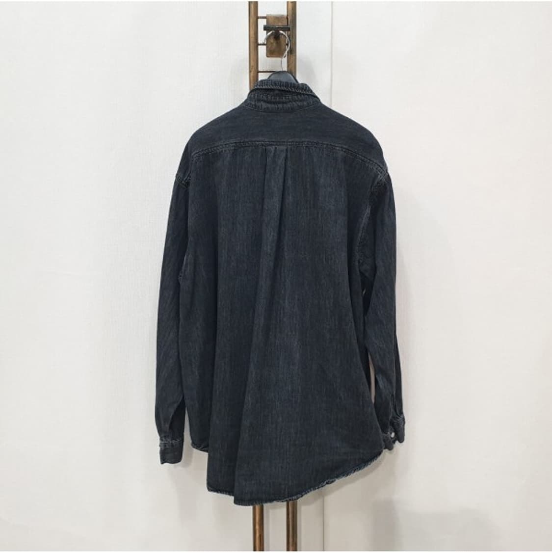 라퍼지스토어 흑청 데님 셔츠 상품이미지3