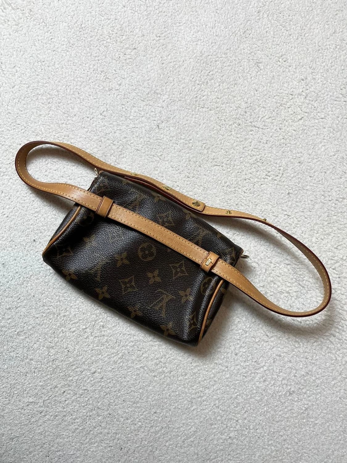 루이비통 우먼스 플로렌틴 힙색 Q1238 상품이미지4