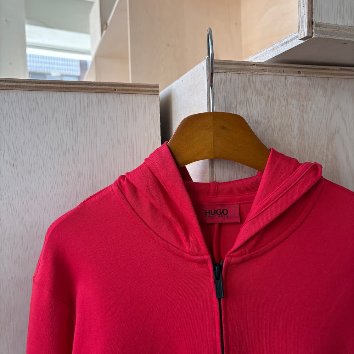 휴고 보스 백 라인 후드 집업 상품이미지6