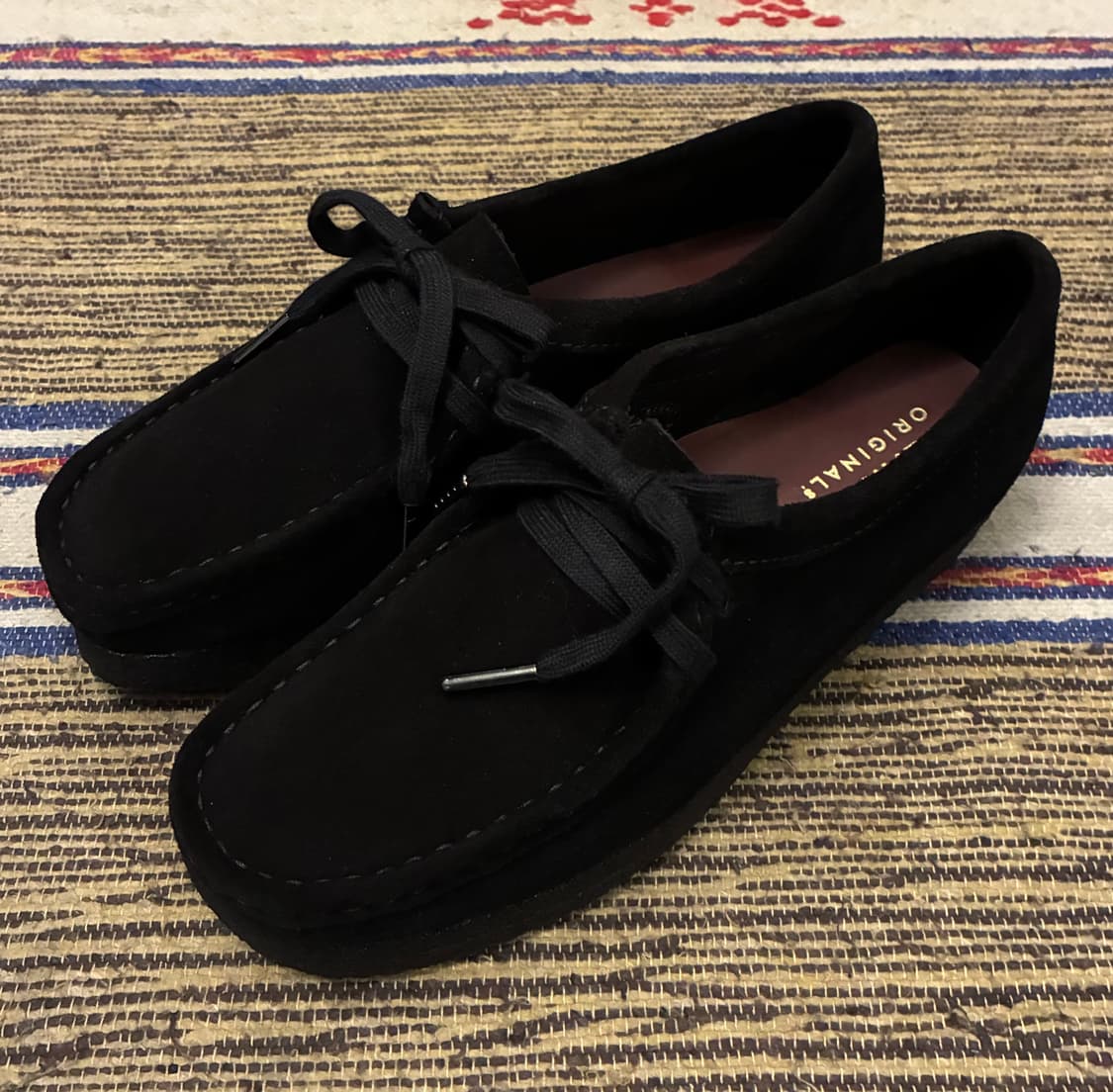 (240)클락스X찰스스테드 스웨이드 블랙 왈라비 로퍼  상품이미지3