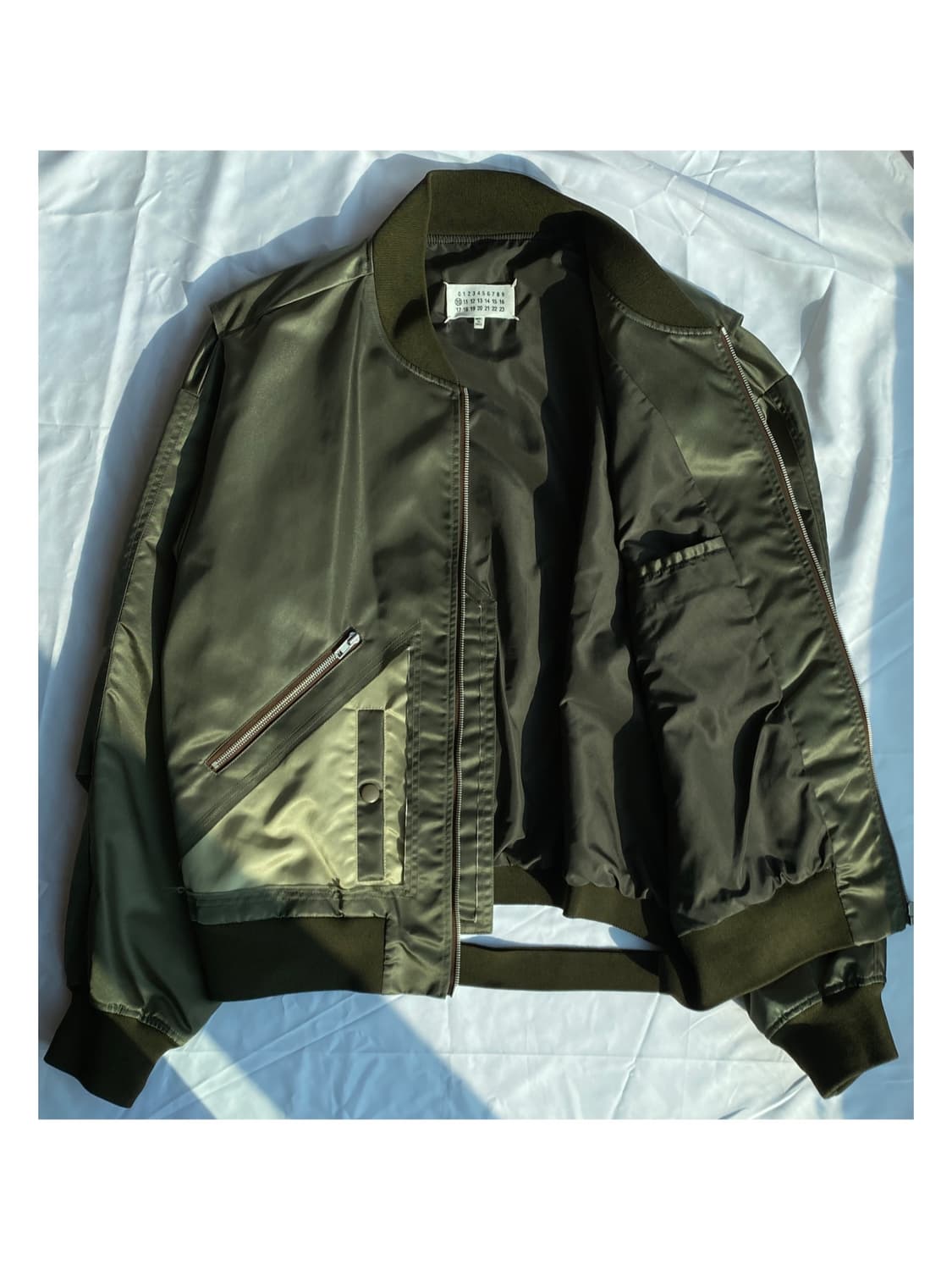 마르지엘라 스플릿 햄 컷아웃 봄버 자켓 아카이브 아티저널 ma1 상품이미지4