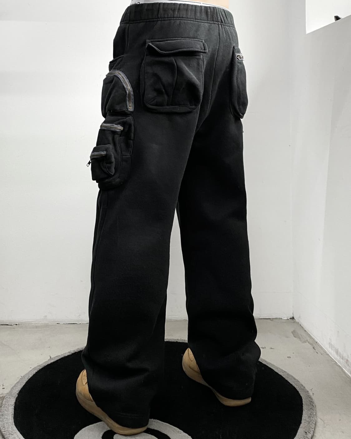 헬로? 유틸리티 멀티 포켓 스웻팬츠 상품이미지2