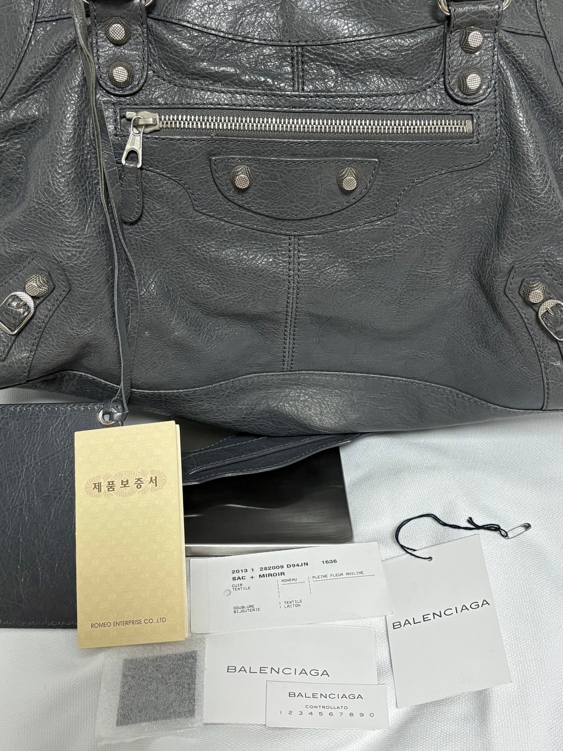 발렌시아가 파트타임 모터백 그레이 상품이미지8