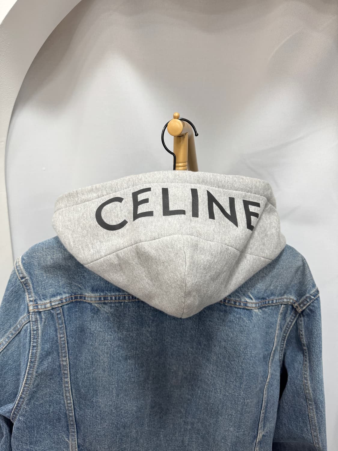 셀린느 백로고 후드 데님 자켓 L  상품이미지2