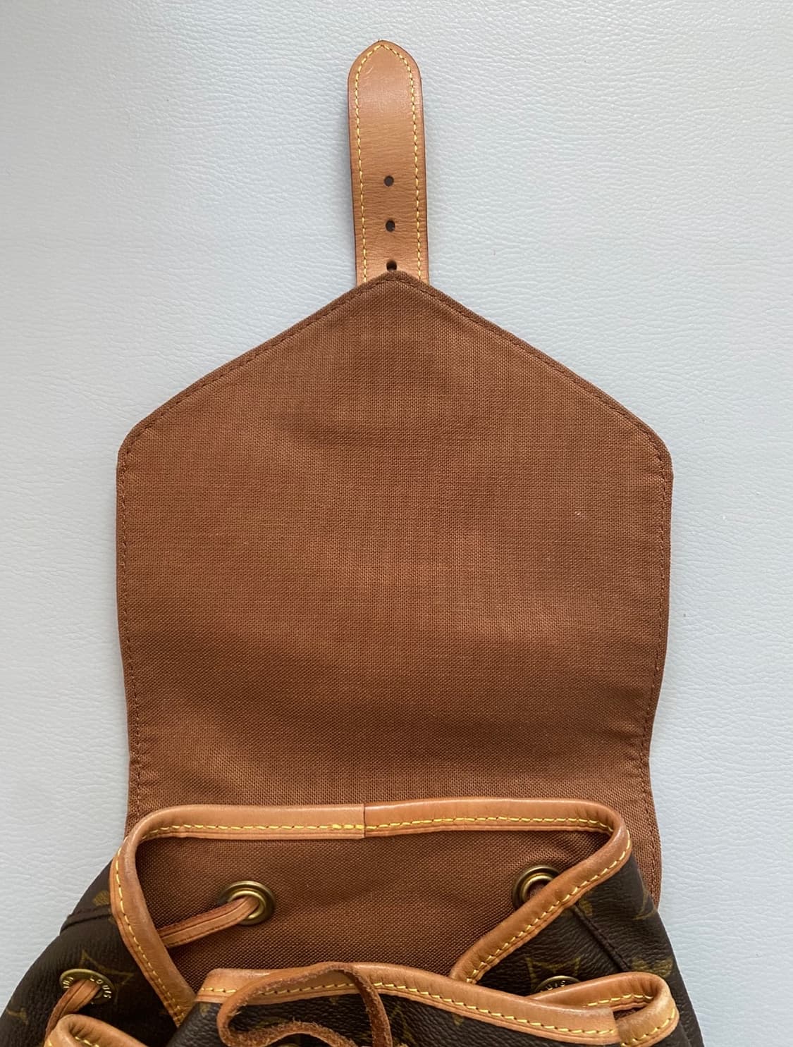 [정품] 루이비통 몽수리 백팩 GM 상품이미지10