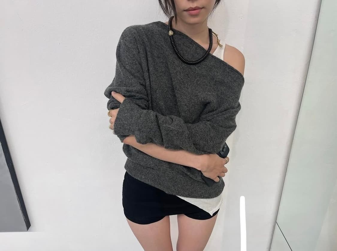 Chiyagi 키야기 스토어 언발란스 니트 charcoal 상품이미지3