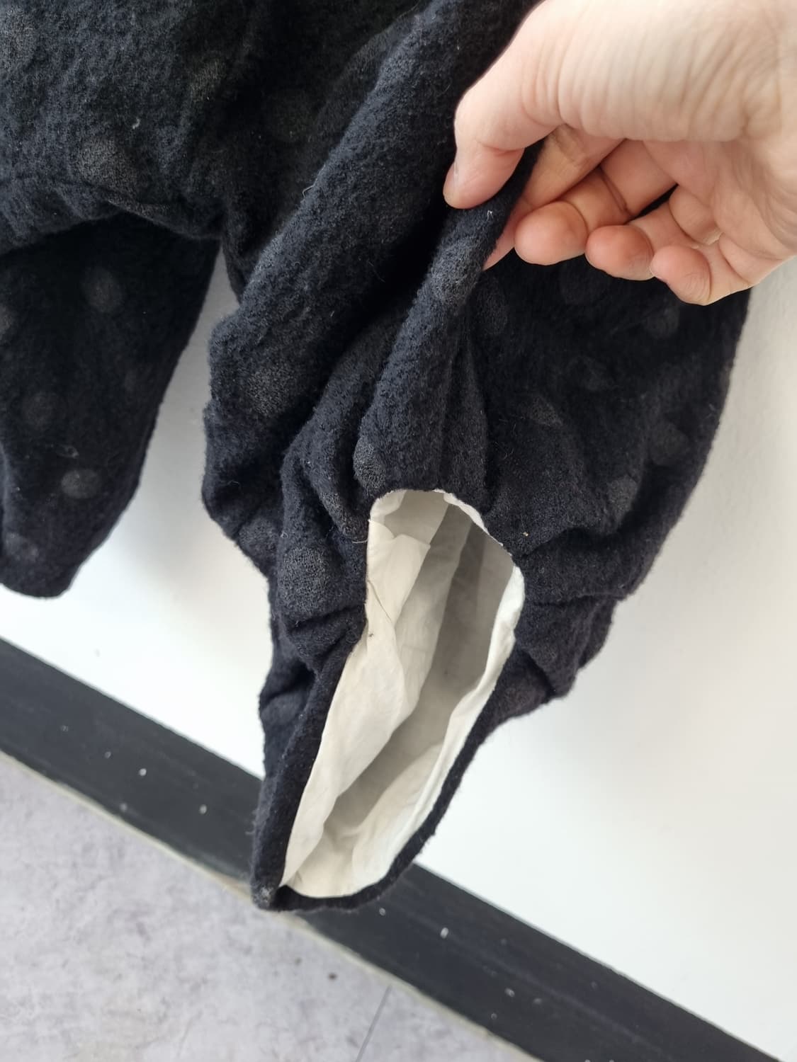 가먼트리프로덕션 블랙 도트 점프슈트 상품이미지6