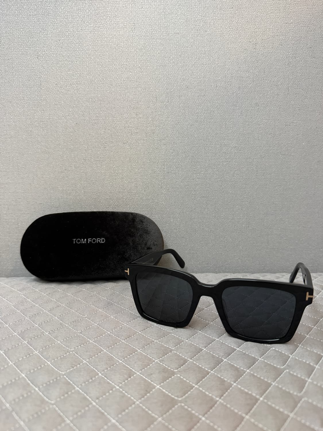 톰포드 선글라스 상품이미지1