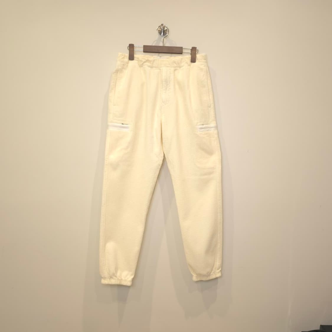 [중고/정품] 스톤아일랜드 코듀로이 조거 팬츠 상품이미지1