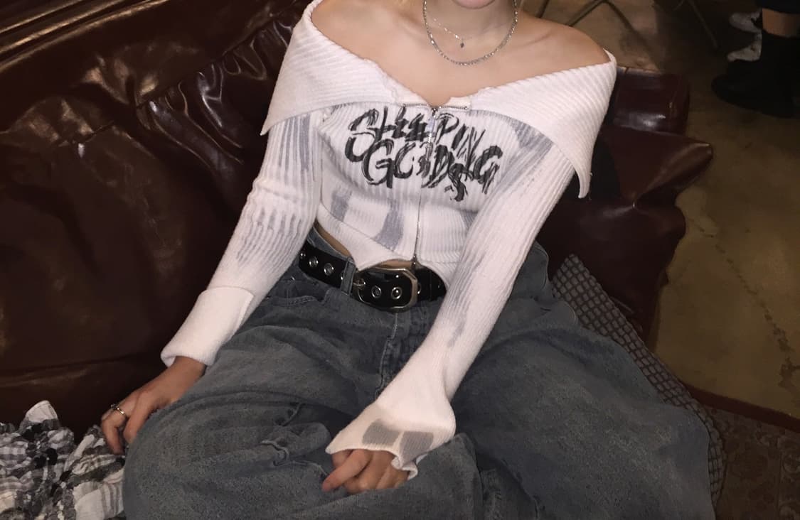 오프숄더 니트  상품이미지1