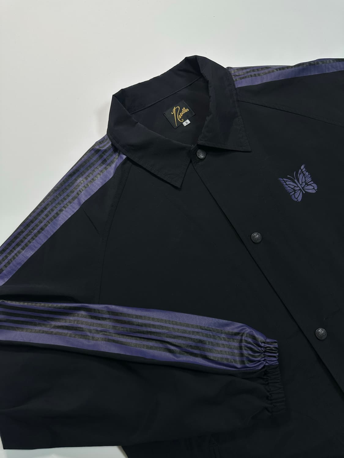 니들스 블랙 나일론 코치자켓 상품이미지1