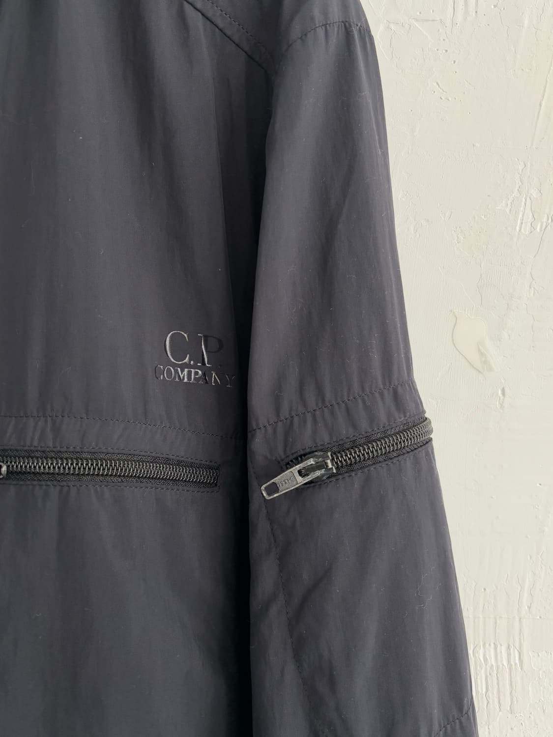 CP 컴퍼니 90s 블랙 나일론 후드 자켓 상품이미지4