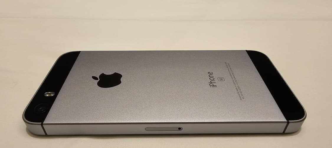 [짜깁기X 정품] 아이폰 SE1 128GB 배터리신품 카메라 스그 북미판 상품이미지8