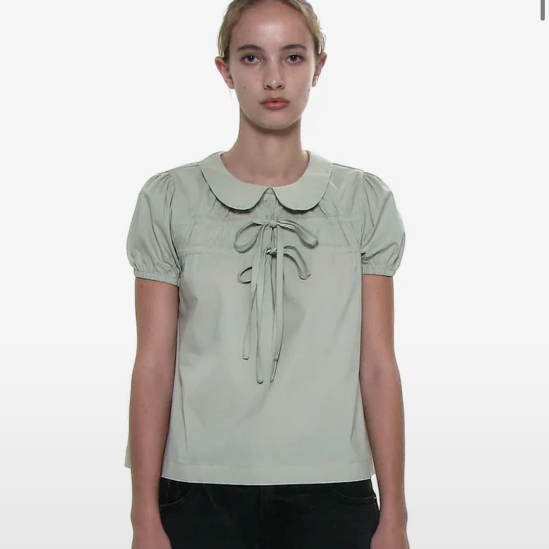 오픈백 리본 스트랩 블라우스 네이비 상품이미지3